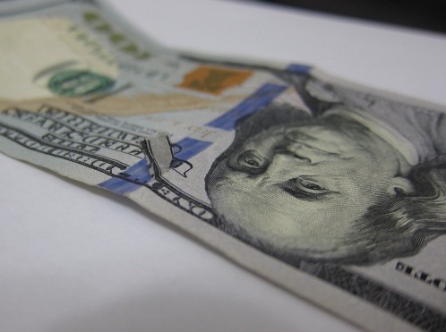 3d-Defect-On-A-$100-Bill