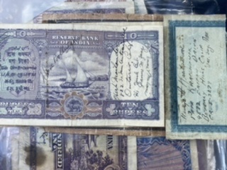 Huge-Lot-Of-Old-Foreign-Bank-Notes-Signed.