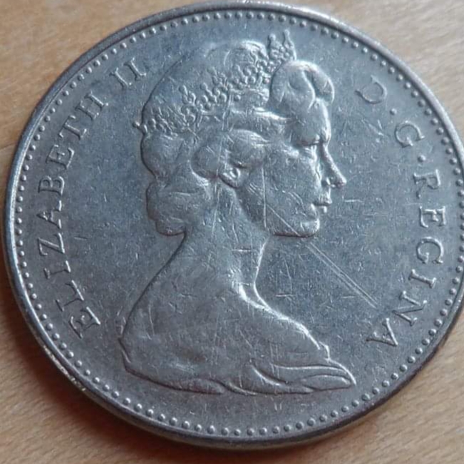 5-Cents-1975-Dot-D-&-A-Rare-?