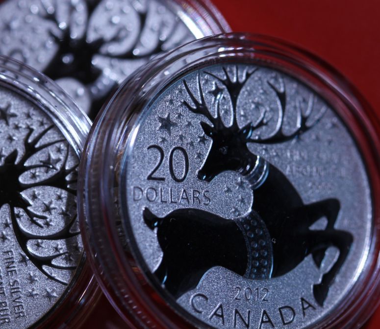 $20-For-$20-Reindeer-Silver-Coin-Canada