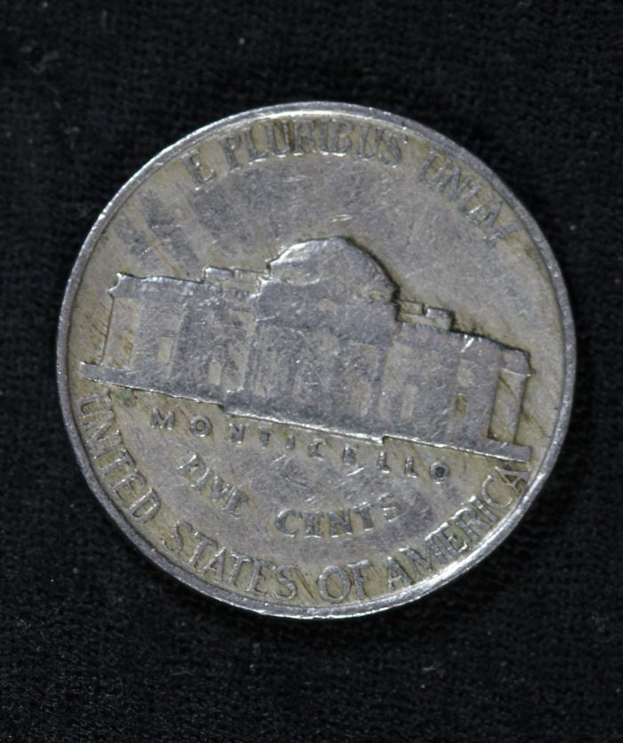 Northern-Mariana-25cents-&-1942-5cents-Coins-In-My-Change