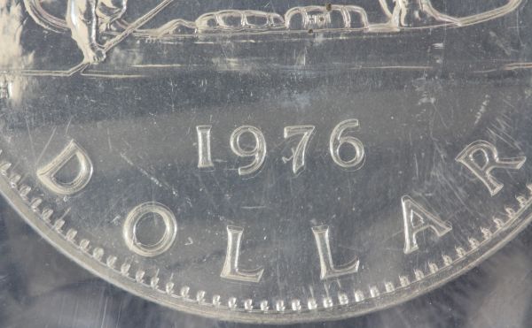 1976-Canada-Silver-Dollar-Varieties-On-Coin-?triple-Die?