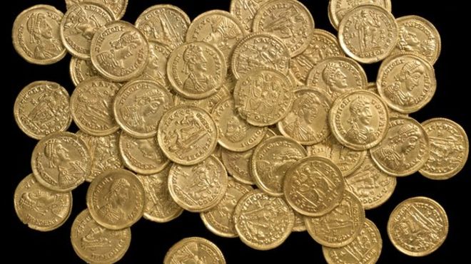 St-Albans-Roman-Gold-Coin-Hoard-Found-Bought-For-�100,000