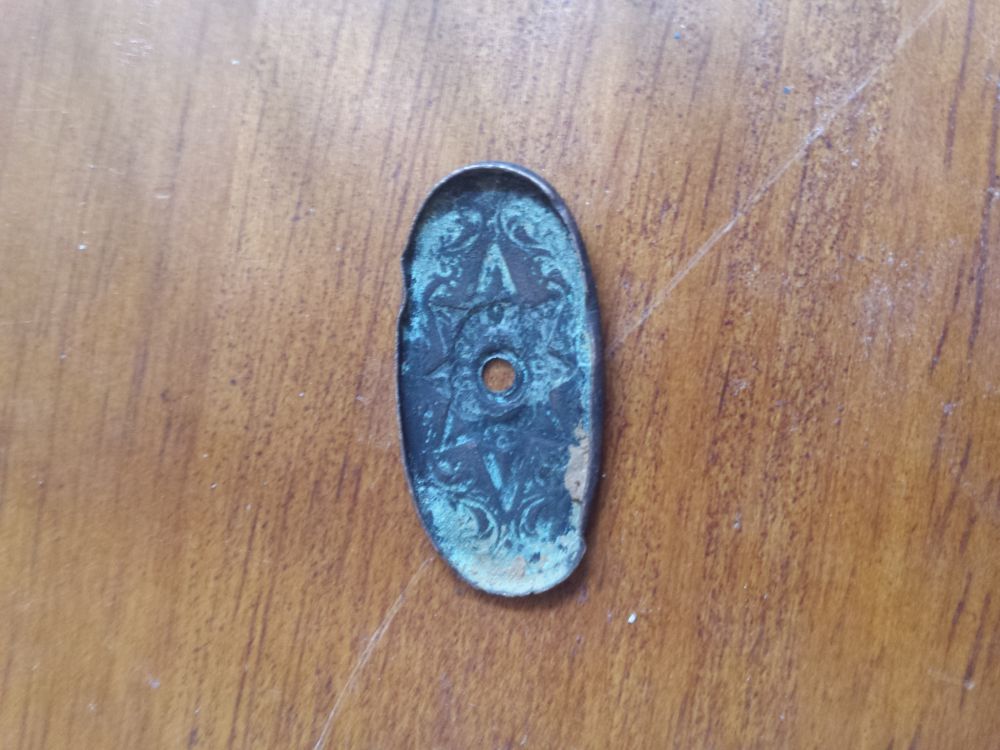 Need-Help-With-ID-Of-Old-Copper-Medalion