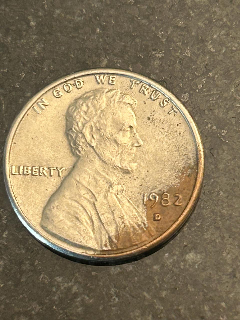 1982-D-Lincoln-Cent-3-Grams-Error-Identify