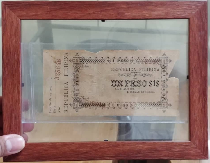 Rare-1899-Un-Peso-Banknote-Philippines