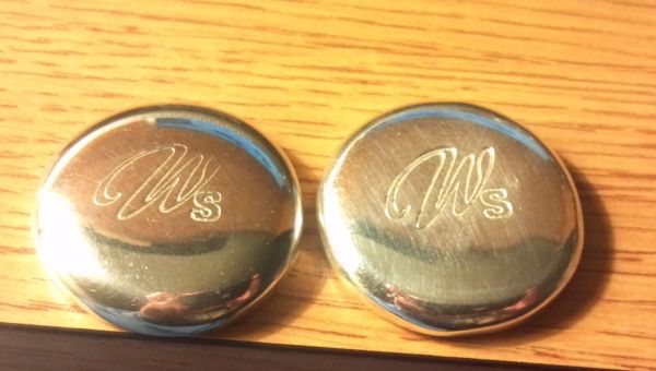 Neat-Looking-Silver-Button-Rounds