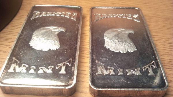 Two-Silver-Bars-From-Rarities-Mint