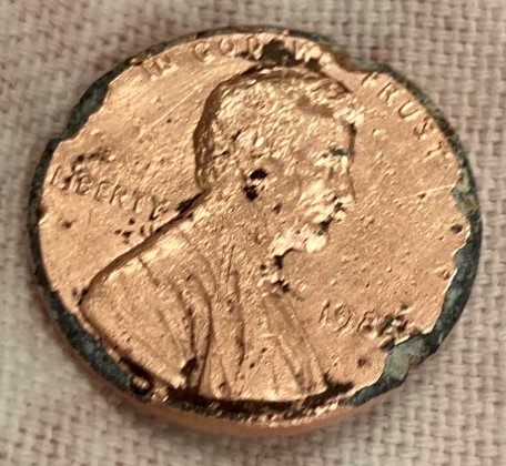 1985-Lincoln-Penny-Weighs-Less-Than-Zinc---Help-ID