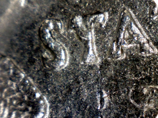 2000-D-Quarter-Mass.---Die-Crack