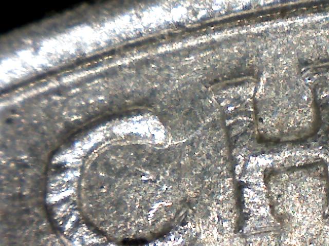2000-D-Quarter-Mass.---Die-Crack