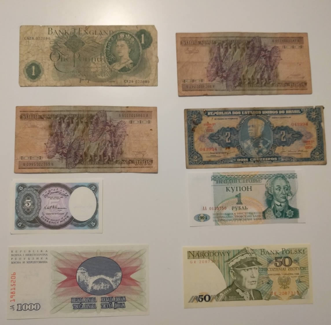 Collection-Of-Banknotes-That-Parent-Left-Me-With