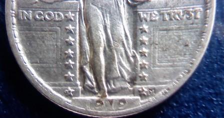 1919-SLQ-In-Hand