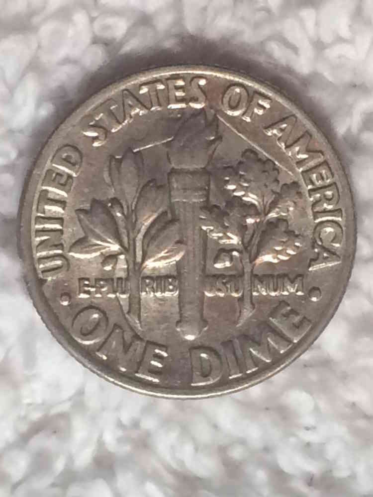 Awesome-Clash-On-1985-Roosevelt-Dime