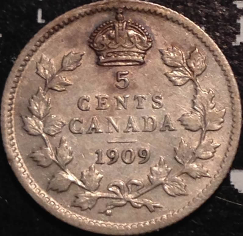 1909-Canadian-Nickel-,-Pointed-Or-Rounded-Leaves?