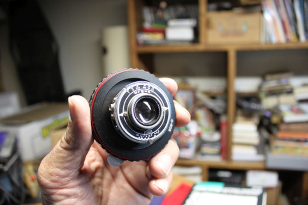 Lens-Adapter-Old-School-Lens,-Argus