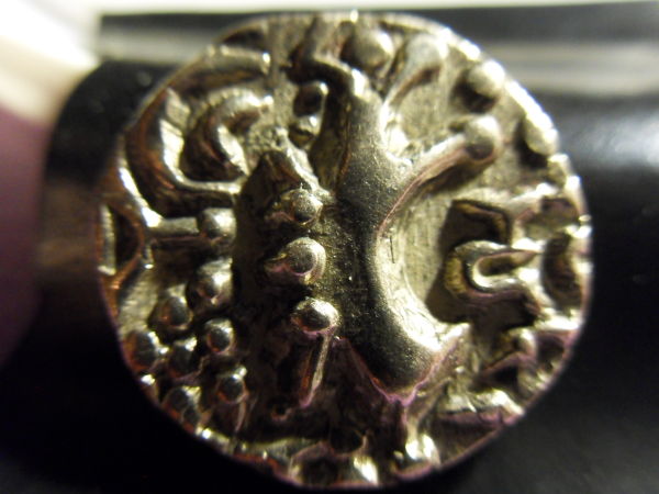Kidarite-Silver/Gold-Coin;-Fake?