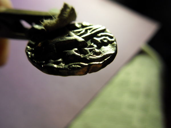 Kidarite-Silver/Gold-Coin;-Fake?