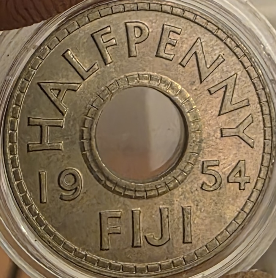 1954-Fiji-Half-Penny-Grade