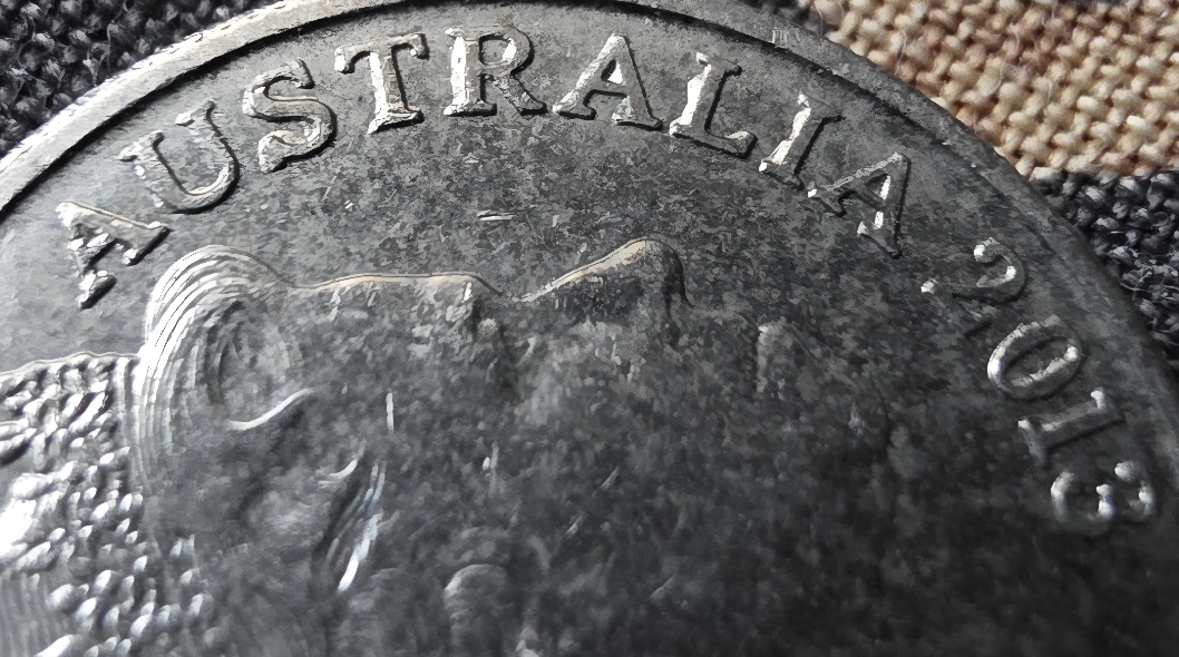 2-Suspect-Coins-2013-Australian-5-Cent-And-A-No-Date--Australian-5-Cent.