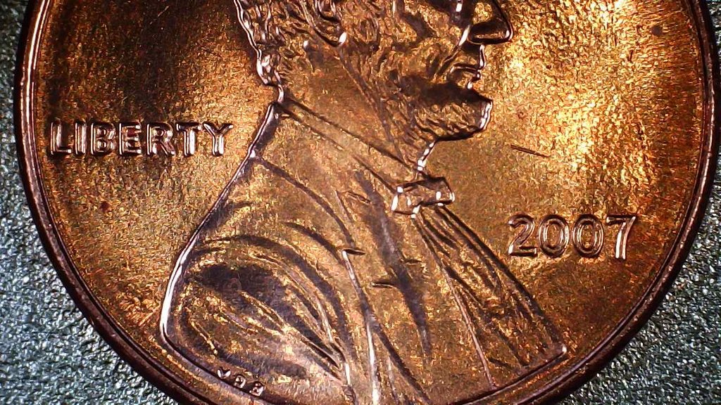 2007-P-With-An-Unusual-Die-Chip