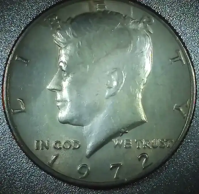 1972-P-Kennedy-Half-Dollar-Oberverse-Marks