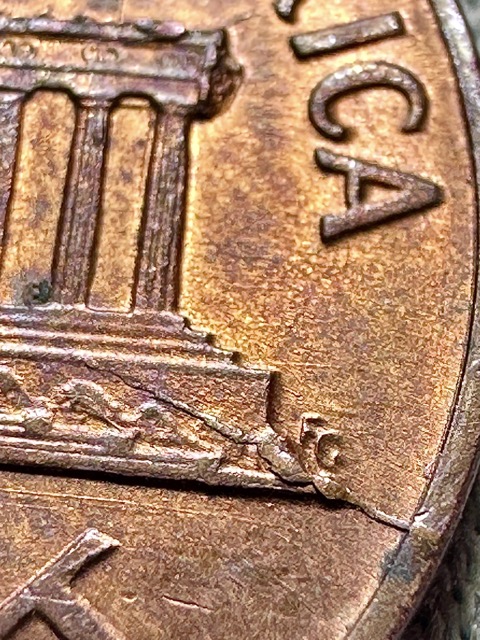 1965-Lincoln-Cent--Die-Chip,-Die-Crack-