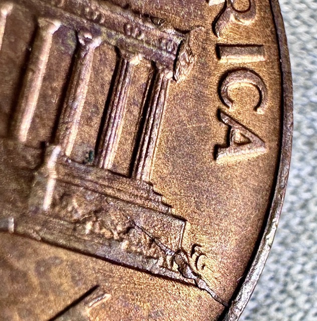 1965-Lincoln-Cent--Die-Chip,-Die-Crack-