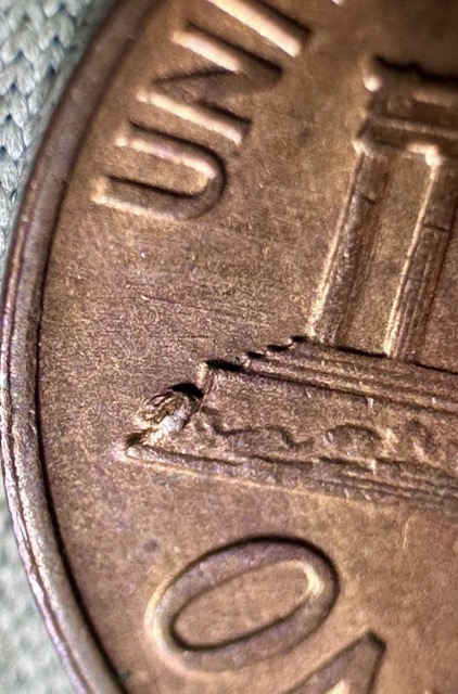 1965-Lincoln-Cent--Die-Chip,-Die-Crack-