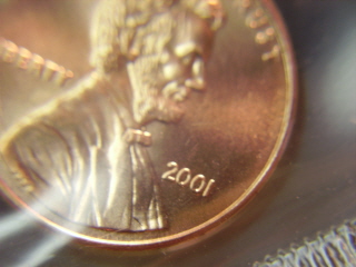 Mint-Damage-2001-Mint-Set