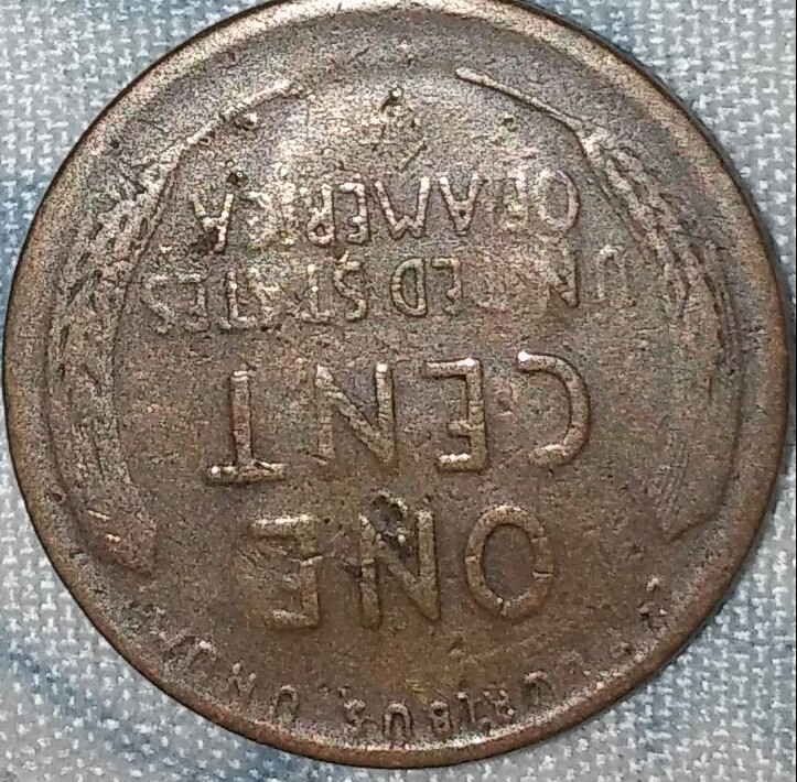 1946-S-Penny-Do-You-See-A-Face-On-The-Back?
