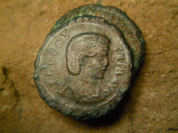 Fused-Stack-Of-Three-Follis