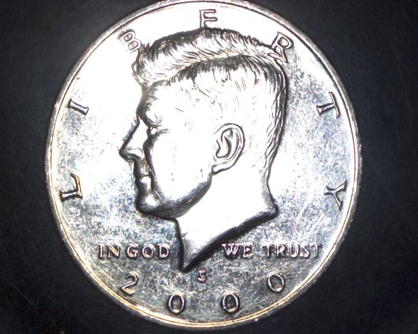 2000-S-Kennedy-Half-With-Line-In-Edge-Reeds..-Error?
