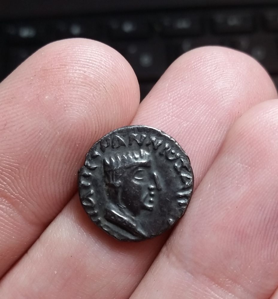 New-Photos-Of-The-Same-Old-Coins