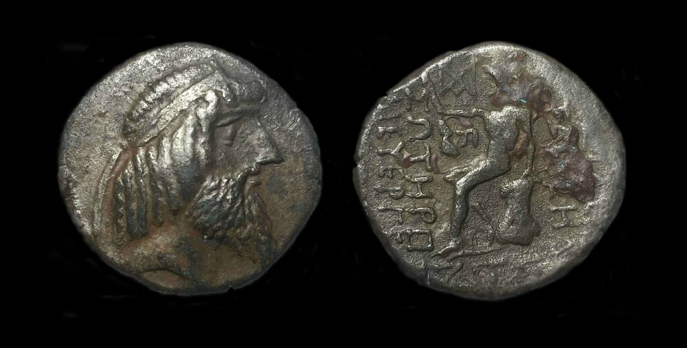 Unique-Characene-Tetradrachm