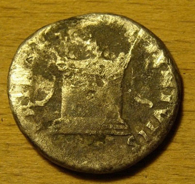 Silver-Denarius,-Fake?