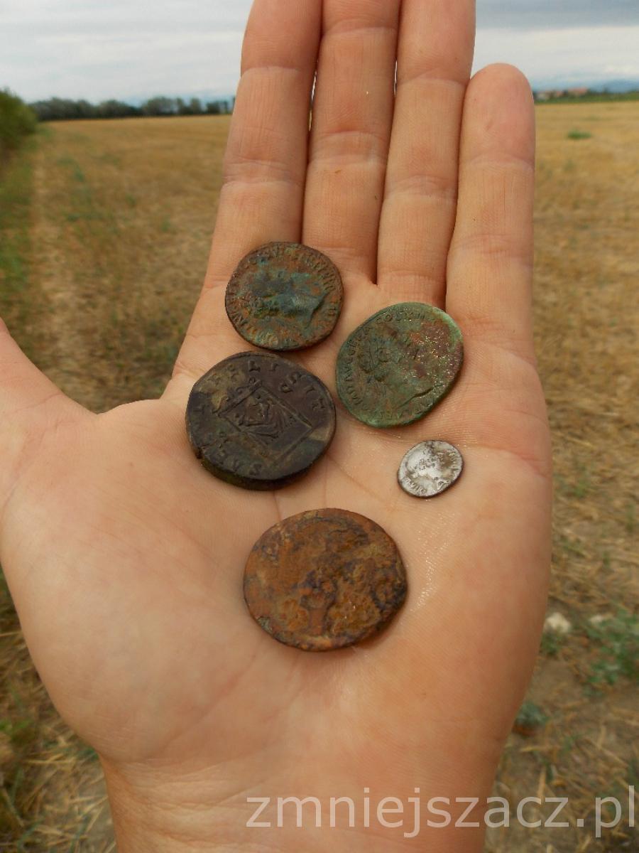 Faustina-Augusta-Sestertius
