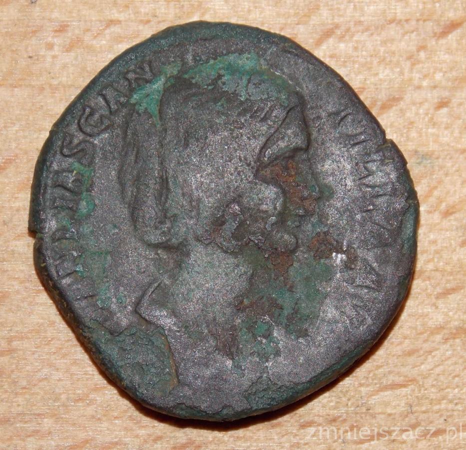 Manlia-Scantilla-Sestertius,-Rare?
