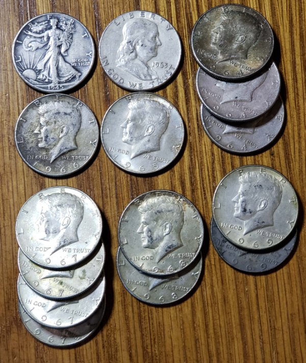 JFK-Half-Dollar-Roll-Hunters:-Silver,-Proofs-And-Other-Finds