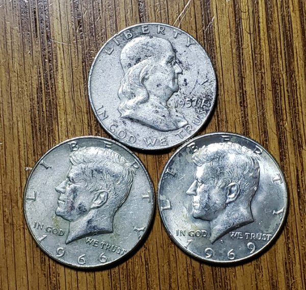 JFK-Half-Dollar-Roll-Hunters:-Silver,-Proofs-And-Other-Finds