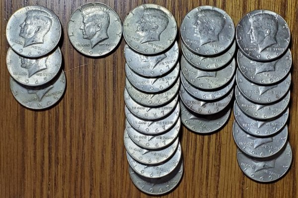JFK-Half-Dollar-Roll-Hunters:-Silver,-Proofs-And-Other-Finds