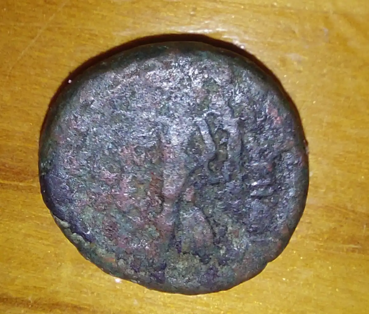 Bronze-Coin-To-Id.-Greek-Or-Roman?