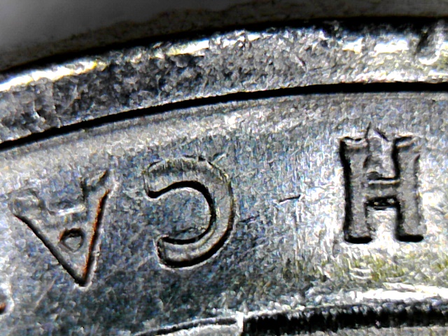 Fort-Moultrie-Quarter-With-Die-Scratches,-Chip-And-Machine-Doubling?
