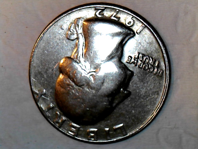 1972-Quarter-Scratches-Or-Die-Crack?-With-Machine-Doubling?