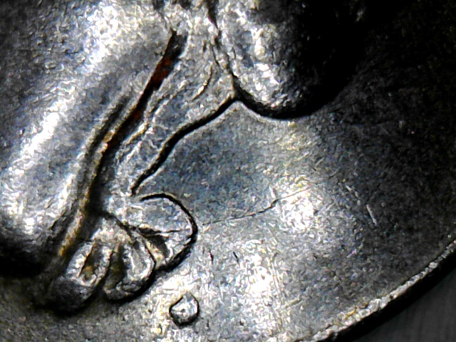 1972-Quarter-Scratches-Or-Die-Crack?-With-Machine-Doubling?
