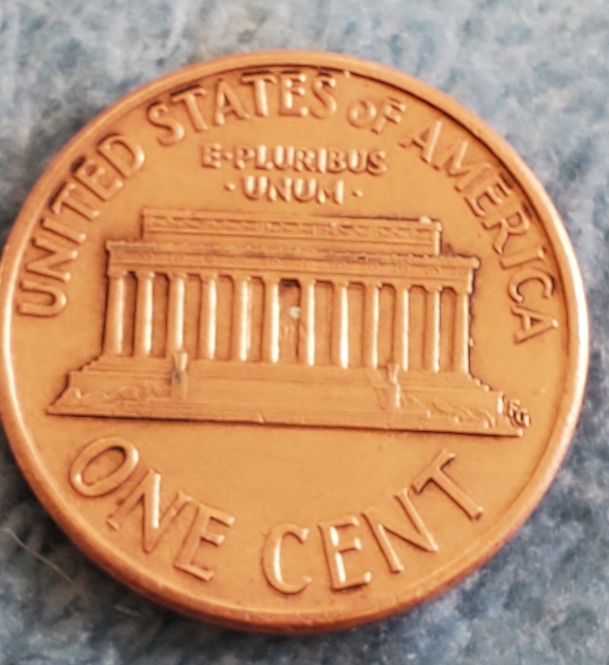 Help-With-A-Price.-I'm�getting-Mixed-Reviews-1990-D-Cent
