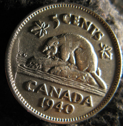 1940-5c-Cud-On-Reverse-Canadian-Nickle