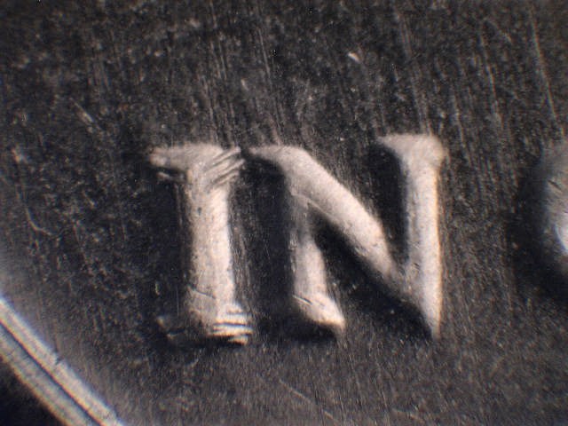 1971-D-Kennedy-Half-DDO-017-In-A-Mint-Set-With-Struck-Through-Wire