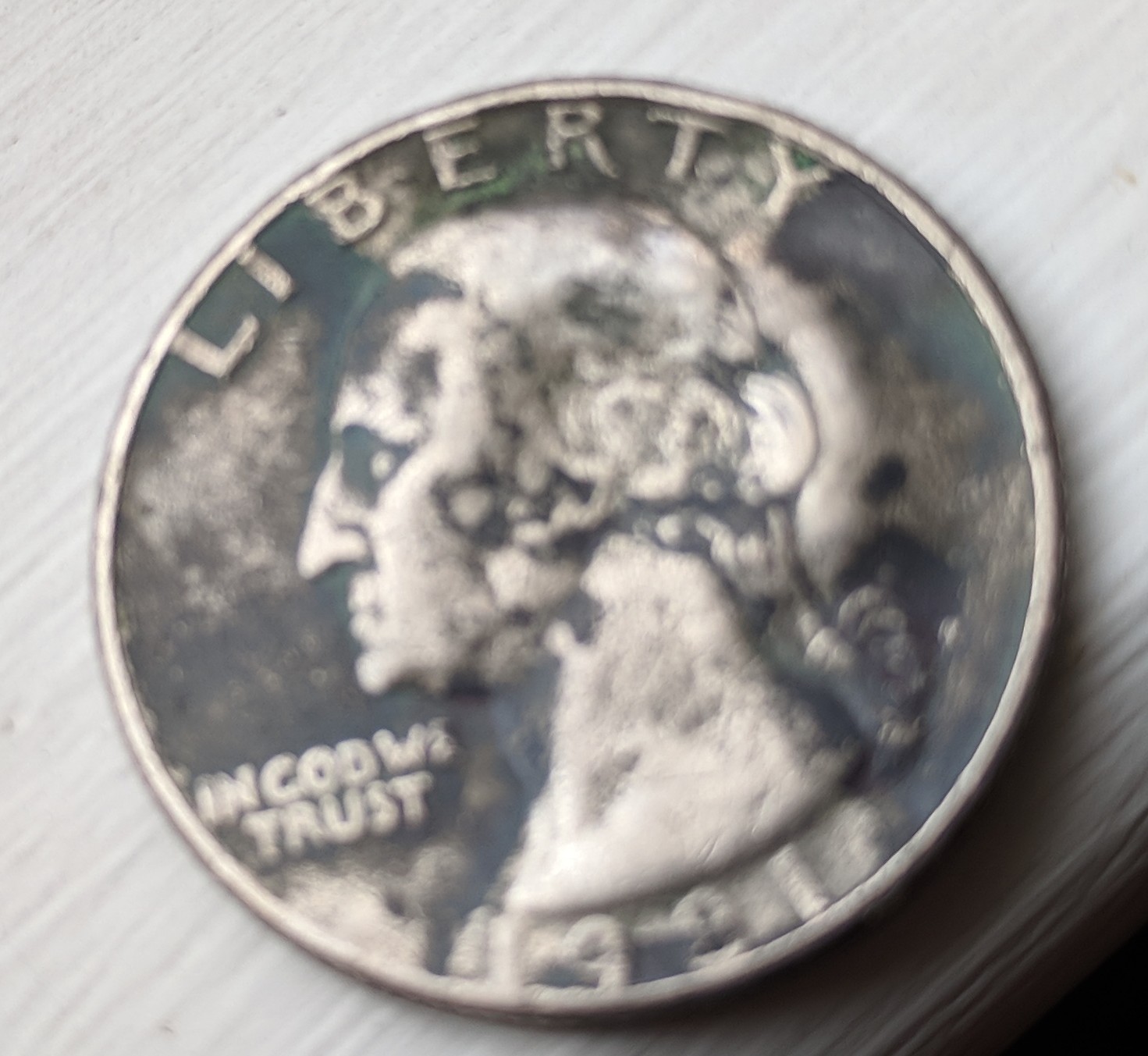 1981-Quarter-W/-Issue,-Extra-Metal,-Striking-Error?