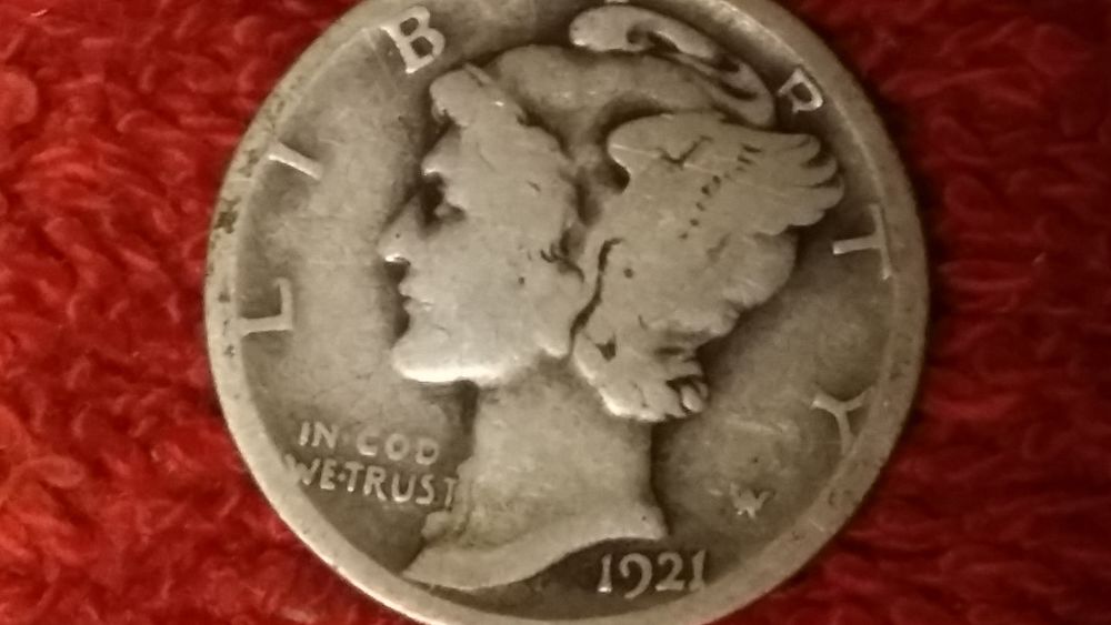 1921-D-Mercury-Dime-In-Coin-Roll.